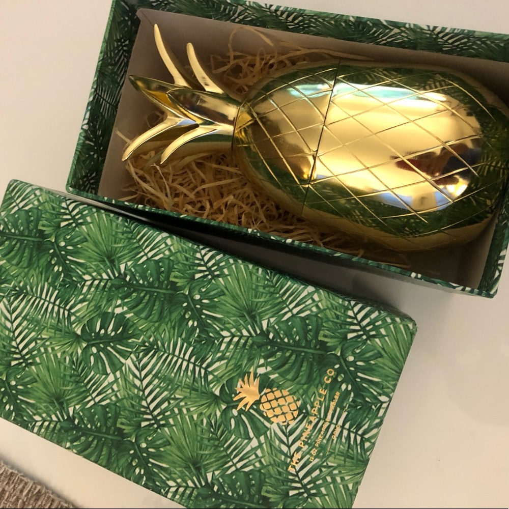12oz W&P Gold Pineapple Tumbler